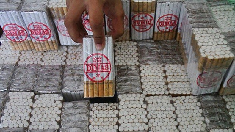 Pengiriman Ratusan Ribu Batang Rokok Ilegal Digagalkan Petugas di Malang