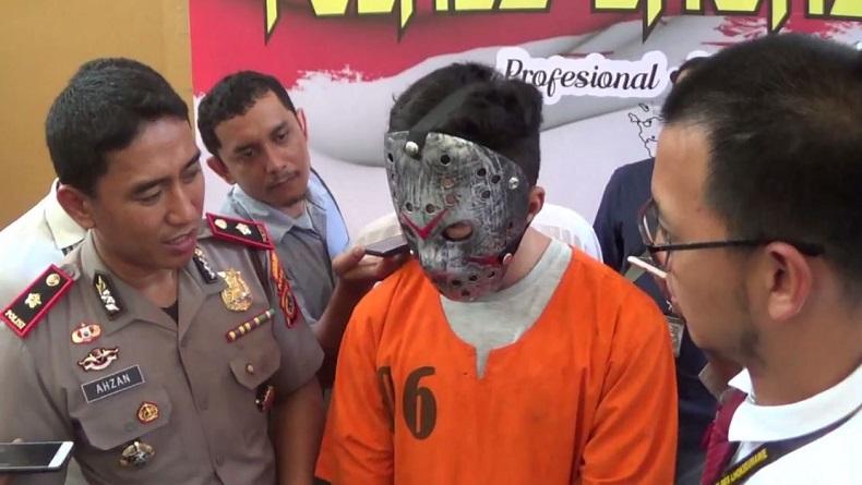 title Mahasiswa asal Bireuen Ditangkap karena Terlibat Sindikat Penipuan bersama 3 Napi Mahasiswa asal Bireuen Ditangkap karena Terlibat Sindikat Penipuan bersama 3 Napi