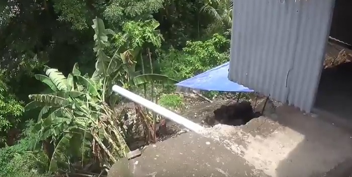 Sedang Memasak, Warga Klungkung Kaget Dapur Tiba-Tiba Amblas