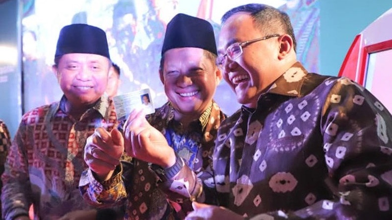 Mendagri Tito Resmikan Mesin Anjungan Dukcapil Mandiri di Musi Banyuasin