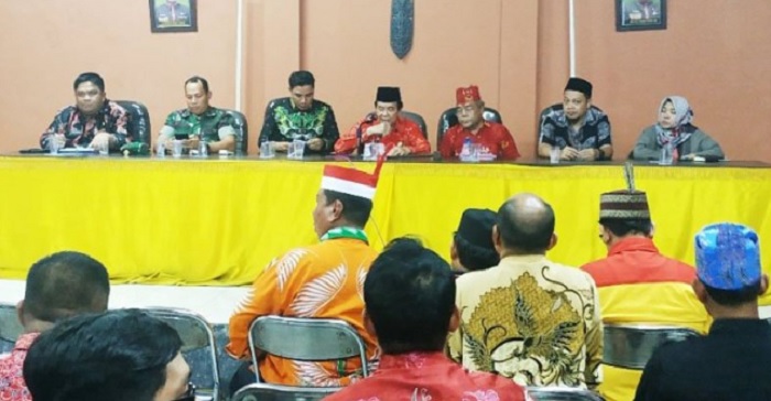 title 8 Pendekar PSHT Pengeroyok Pemuda Sampit Dibawa ke Sidang Adat 8 Pendekar PSHT Pengeroyok Pemuda Sampit Dibawa ke Sidang Adat