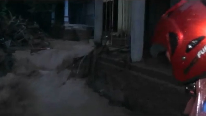 Banjir Bandang Terjang Magelang, Ratusan Warga Mengungsi