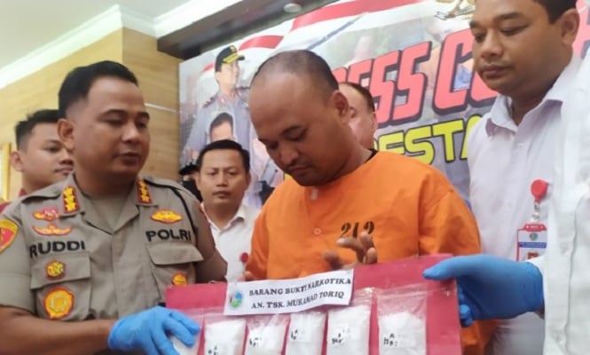 Sopir Taksi Online di Bali Nekat Nyambi Edarkan Sabu