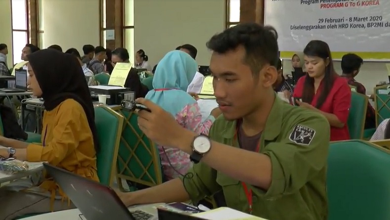 title Tak Takut Korona, Ribuan Calon TKI di Jateng Serbu Bursa Kerja untuk Korsel Tak Takut Korona, Ribuan Calon TKI di Jateng Serbu Bursa Kerja untuk Korsel