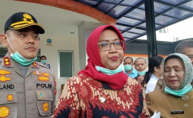 title Jam Operasional Pasar hingga Supermarket di Kabupaten Bogor Dibatasi selama PSBB Jam Operasional Pasar hingga Supermarket di Kabupaten Bogor Dibatasi selama PSBB