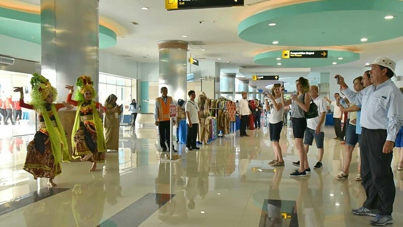 Kapal Pesiar Norwegia Sandar di Surabaya, Ini Langkah Risma Antisipasi Virus Korona