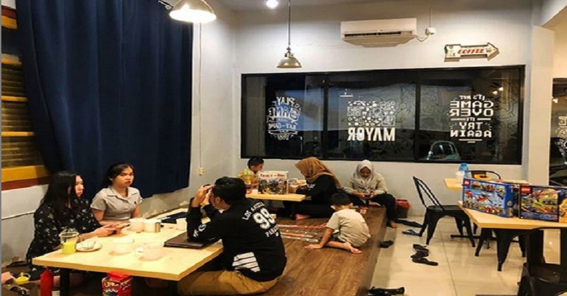 Ide Kulineran Akhir Pekan di Jakarta, Ada Board Game Cafe yang Lagi Hits