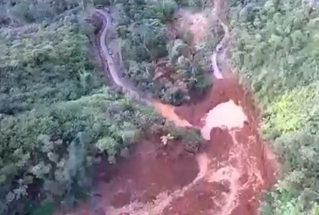 Tebing 3 Meter Longsor di Garut, Bupati: Bukan Apa-Apa karena Air Hujan