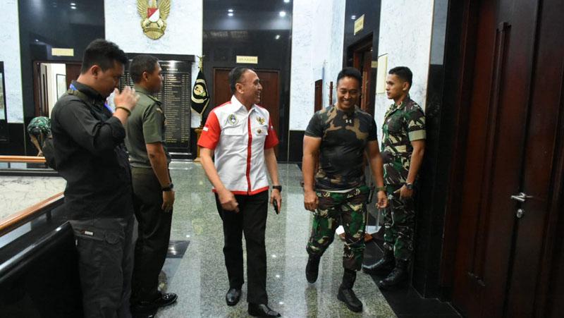 Ini Pesan KSAD Jenderal TNI Andika Perkasa kepada Ketum PSSI Mochamad Iriawan  - Bagian 3