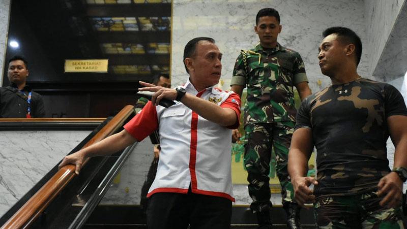 Ini Pesan KSAD Jenderal TNI Andika Perkasa kepada Ketum PSSI Mochamad Iriawan  - Bagian 9