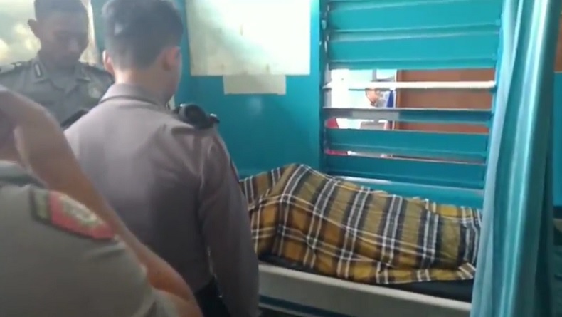 title Geger, Penumpang Ditemukan Tewas di Bus Jurusan Tasikmalaya-Pangandaran Geger, Penumpang Ditemukan Tewas di Bus Jurusan Tasikmalaya-Pangandaran