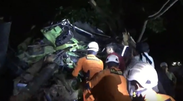 Truk Tabrak Puluhan Motor di Pelabuhan Bakauheni Lampung Selatan, 2 Tewas