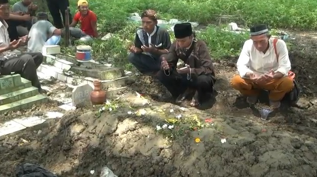 2 Warga Bekasi Meninggal Usai Tenggak Miras Oplosan, Polisi Buru Pemasok