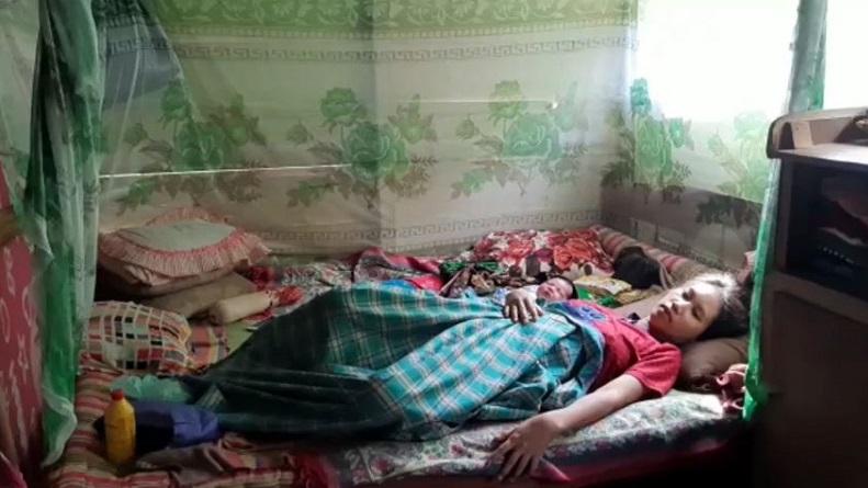 Ibu Muda di Luwu Timur Melahirkan di Bak Mobil setelah Jalan Kaki 4 Km