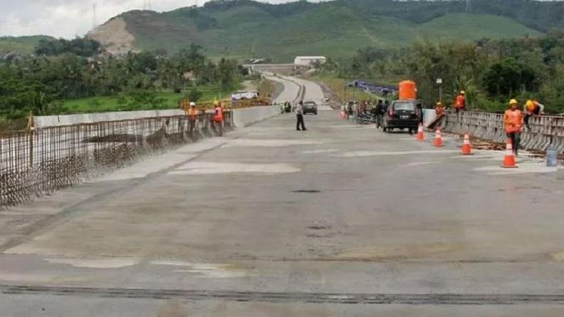 title Belum Diresmikan Jokowi, 20 Besi Pembatas Tol Kayuagung-Palembang Digondol Maling Belum Diresmikan Jokowi, 20 Besi Pembatas Tol Kayuagung-Palembang Digondol Maling