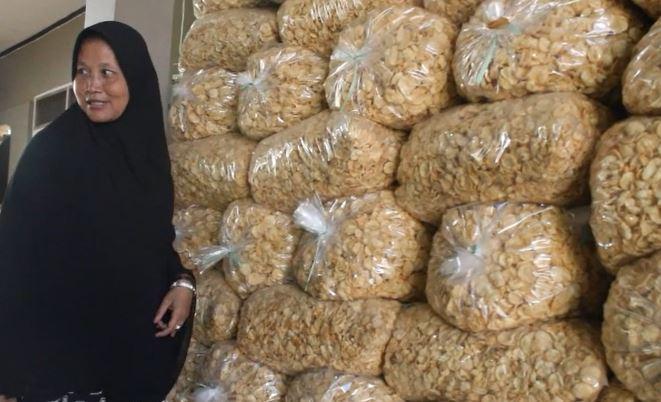 Dampak Virus Korona, Ekspor Emping Melinjo di Pandeglang Seret