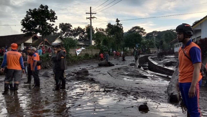 Banjir Bandang Terjang 2 Desa Di Bondowoso, BPBD Kerahkan Tim Evakuasi