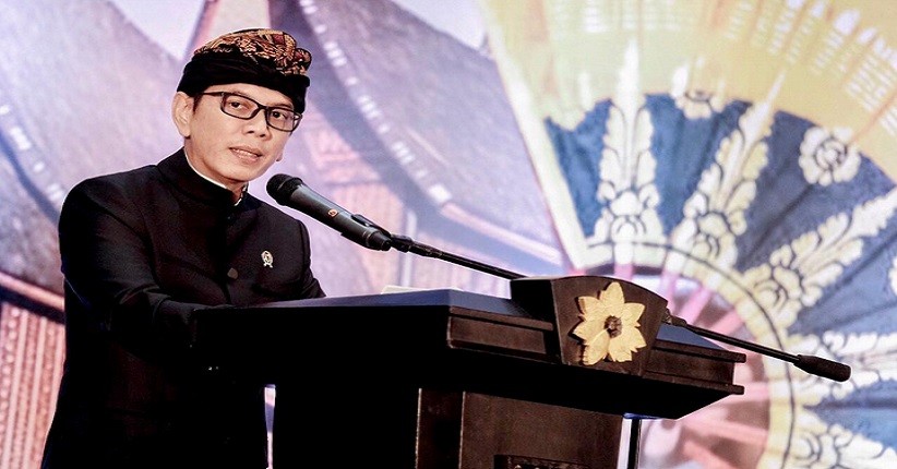 title Wishnutama Sebut Pemerintah Tak Akan Buru-Buru Datangkan Wisatawan Selama Pandemi Corona Wishnutama Sebut Pemerintah Tak Akan Buru-Buru Datangkan Wisatawan Selama Pandemi Corona
