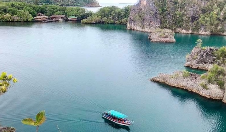 title Ratusan Pemandu Wisata di Raja Ampat 2 Bulan Lebih Menganggur Ratusan Pemandu Wisata di Raja Ampat 2 Bulan Lebih Menganggur