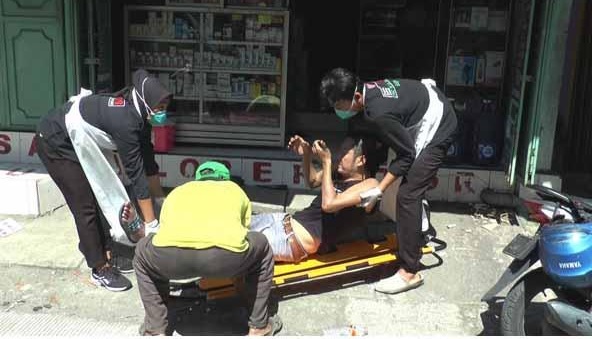 Dikira Kena Corona, Pemotor Jatuh di Kendal Hanya Ditonton Warga