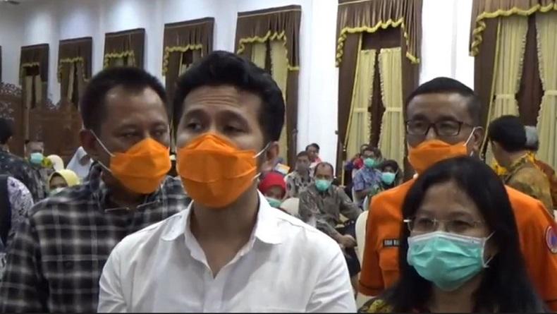 title Jatim Suntik Dana Rp600 Miliar untuk Bantuan Pangan ke Seluruh Kabupaten Kota Jatim Suntik Dana Rp600 Miliar untuk Bantuan Pangan ke Seluruh Kabupaten Kota