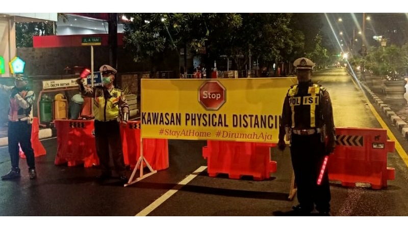 title Jadi Zona Merah Corona, Akses Jalan Menuju Eks Pasar Lama Sentani Akan Ditutup Total Jadi Zona Merah Corona, Akses Jalan Menuju Eks Pasar Lama Sentani Akan Ditutup Total