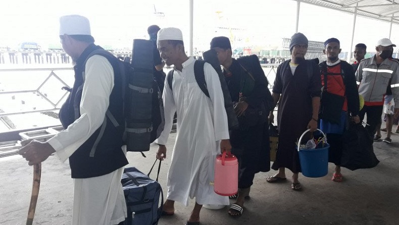 37 WNA Malaysia yang Tiba di Pelabuhan Nunukan Dikarantina untuk Antisipasi Corona