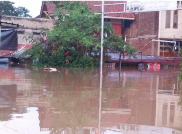 9.285 Rumah Terendam Banjir di Kabupaten Bandung, 315 Orang Mengungsi