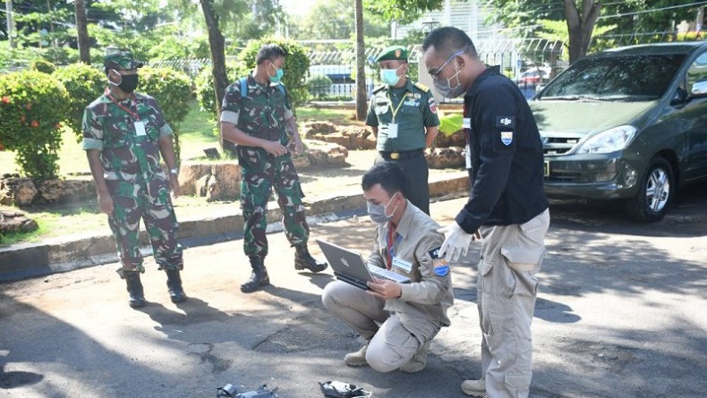 Canggih, Tim Sulsel Pakai Drone untuk Cek Kesehatan Warga Berkeliaran