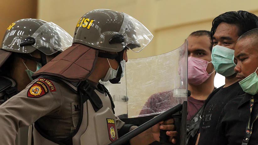 Polres Lhokseumawe Gelar Simulasi Penanganan Gangguan Keamanan - Bagian 2