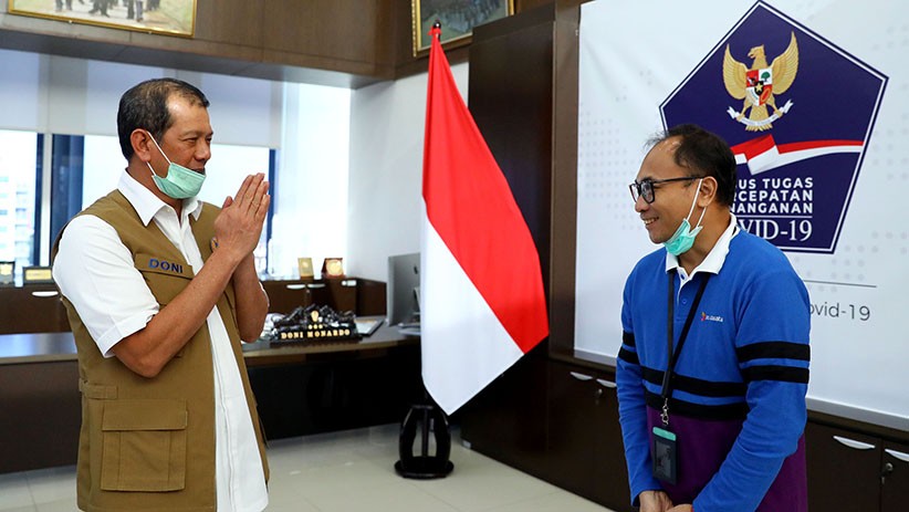 XL Axiata Serahkan Bantuan Rp10,8 Miliar untuk Penanganan COVID-19 di Indonesia - Bagian 2