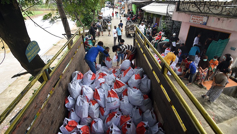 200.000 Paket Sembako Didistribusikan ke Wilayah Zona Merah COVID-19 - Bagian 2