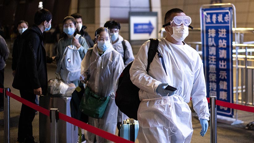 Ribuan Orang Berbondong-bondong Tinggalkan Wuhan setelah Lockdown Dicabut - Bagian 2