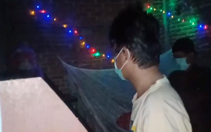title Diduga Kesal Ditolak Suami Main Game Bareng, Pengantin Baru di Palopo Gantung Diri Diduga Kesal Ditolak Suami Main Game Bareng, Pengantin Baru di Palopo Gantung Diri