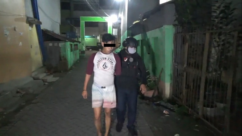 title Bawa Tombak dan Panah, Sekelompok Remaja di Makassar Tawuran di Tengah Pandemi Corona Bawa Tombak dan Panah, Sekelompok Remaja di Makassar Tawuran di Tengah Pandemi Corona