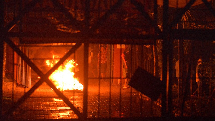 Foto Kerusuhan di Lapas Tuminiting Manado, Napi Narkoba Mengamuk Lawan Petugas - Bagian 1