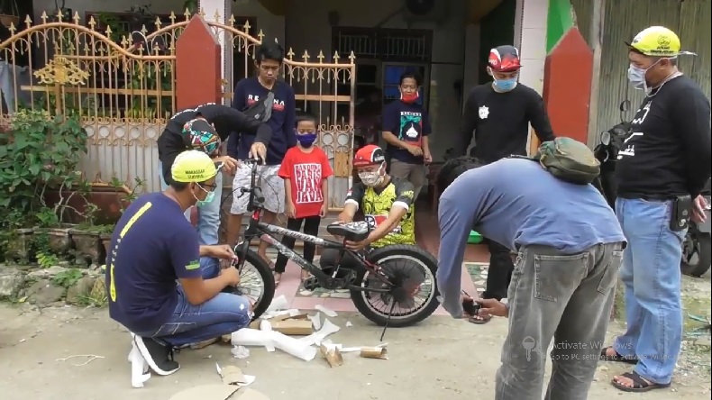 Sumbang Tabungan untuk Penanganan Corona, Bocah 9 Tahun di Pangkep Dihadiahi Sepeda