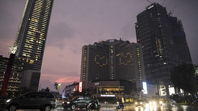 Ungkapan Cinta terhadap Tenaga Medis, Jendela Hotel Grand Hyatt Berbentuk Hati - Bagian 2