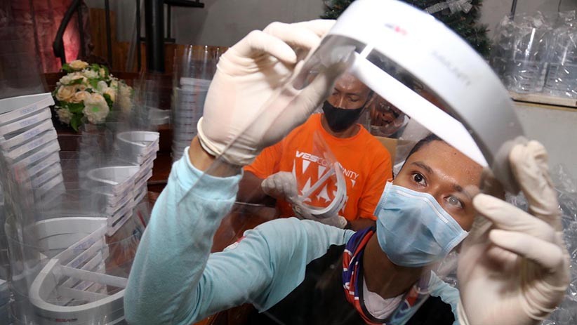 Komunitas Ves Bojogress Produksi 1.000 Face Shield untuk Tenaga Medis Puskesmas - Bagian 2