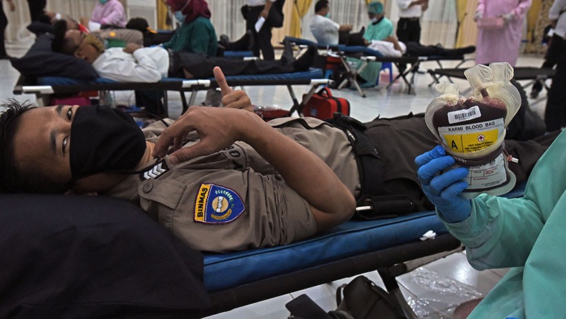 Atasi Kelangkaan, Ratusan Personel Polda Banten Donor Darah - Bagian 2