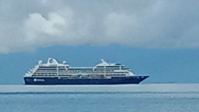 Raja Ampat Dilewati Kapal Pesiar Misterius yang Hebohkan Warga Setempat