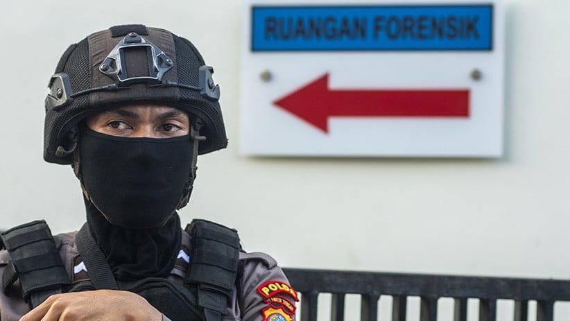 Autopsi 2 Anggota Mujahidin Indonesia Timur Dijaga Ketat Polisi - Bagian 3