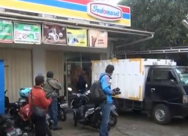 Rampok Rp29 Juta dan HP, Pelaku Sekap 3 Pegawai Minimarket di Kamar Mandi