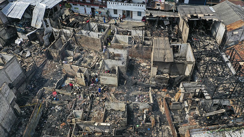 Penampakan dari Udara Sisa-Sisa Kebakaran Puluhan Rumah di Jakarta Barat - Bagian 1