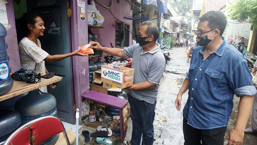 MNC Peduli Serahkan Bantuan untuk Korban Kebakaran di Pinangsia - Bagian 4