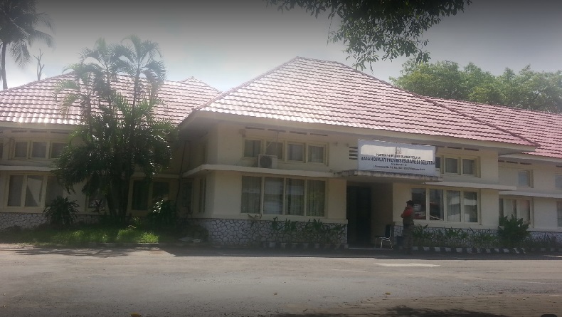 title Tidak Ada PNS Ngantor, 3 Pemuda di Makassar Bobol Kantor BPSDM Sulsel Tidak Ada PNS Ngantor, 3 Pemuda di Makassar Bobol Kantor BPSDM Sulsel