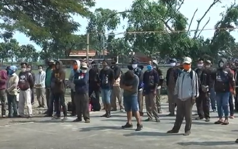 Ratusan Pemudik dari Jakarta Tiba di Grobogan dengan 3 Bus