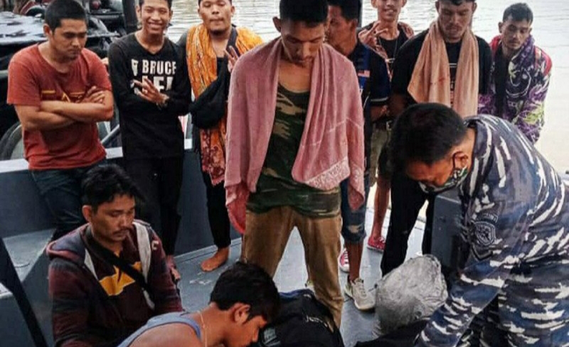 title 20 TKI Ilegal dari Malaysia Diamankan di Tanjung Siapi-Api Asahan 20 TKI Ilegal dari Malaysia Diamankan di Tanjung Siapi-Api Asahan