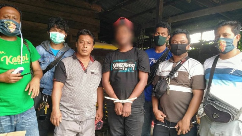 title Aki Lampu Penerangan Jalan Digondol Maling, Jalan Utama di Timika Gelap Gulita Aki Lampu Penerangan Jalan Digondol Maling, Jalan Utama di Timika Gelap Gulita
