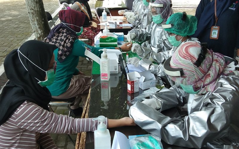 title 200 Warga Bantul yang Rentan Tertular Covid-19 Jalani Rapid Test 200 Warga Bantul yang Rentan Tertular Covid-19 Jalani Rapid Test